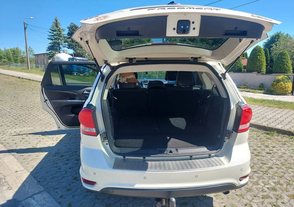 Fiat Freemont cena 42000 przebieg: 245000, rok produkcji 2013 z Świętochłowice małe 191